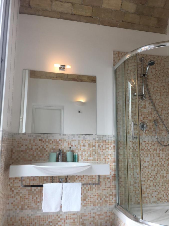 روما La Finestra Sul Colosseo B&B 1 المظهر الخارجي الصورة
